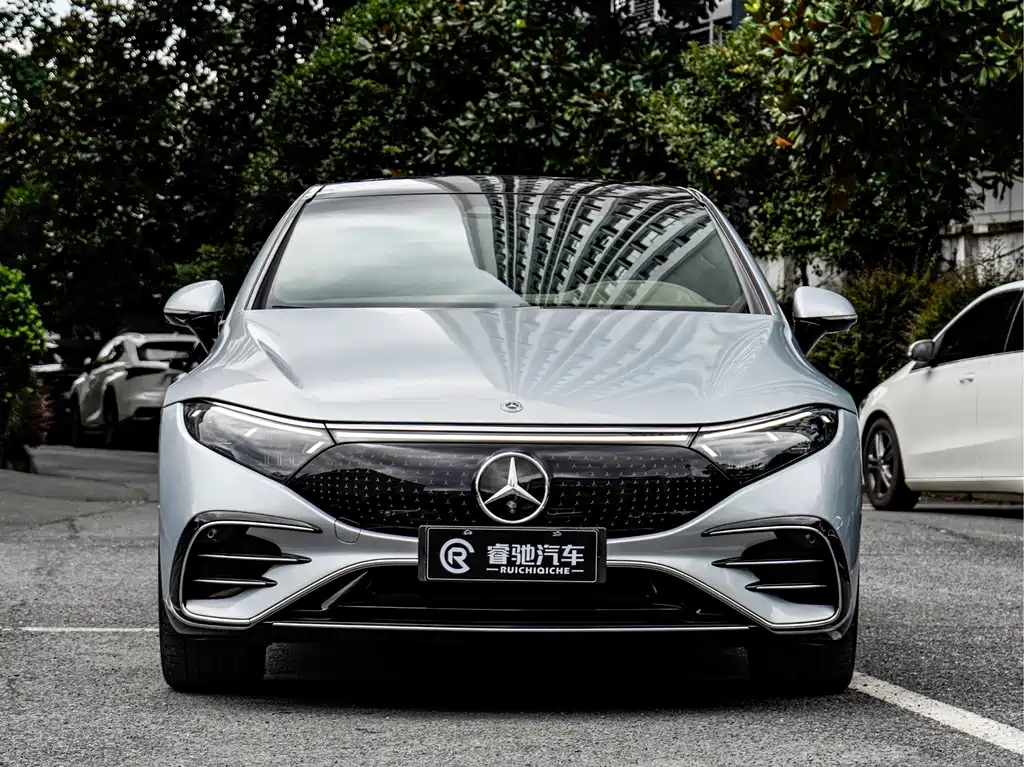 Mercedes-Benz EQS 2024 — фото 2