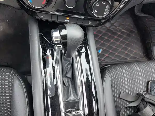 Honda Vezel 2017