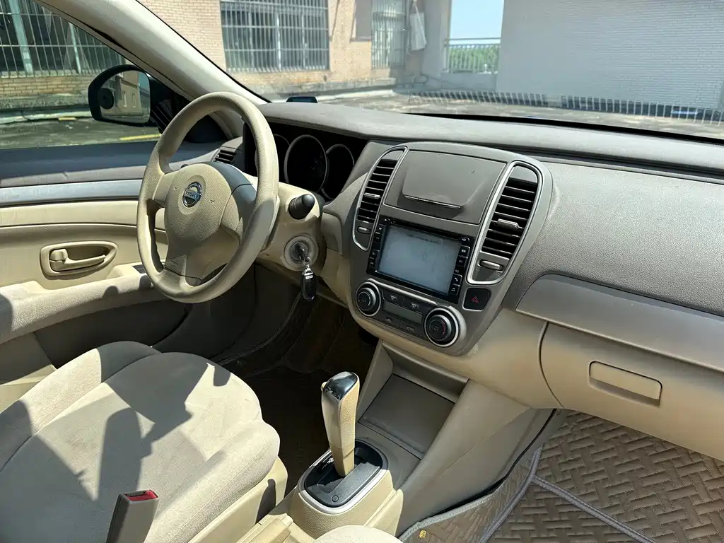 Nissan Sylphy 2013 — фото 12