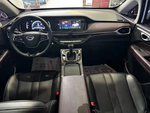 GAC Trumpchi M6 2022