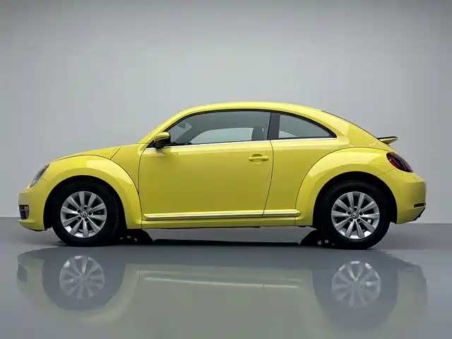 Volkswagen Beetle 2013 — фото 12