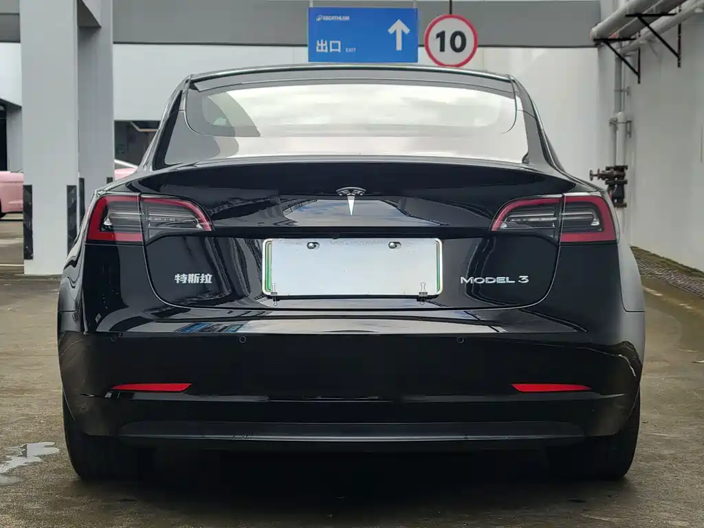 Tesla Model 3 2020 — фото 15