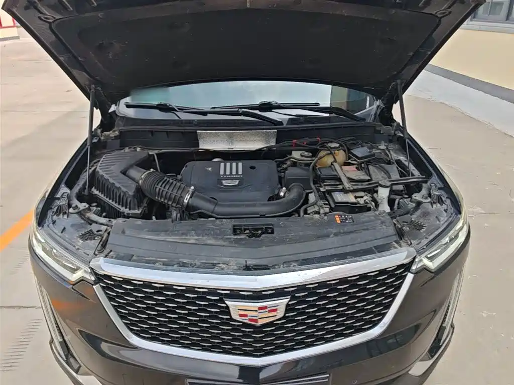Cadillac XT6 2021 — фото 20