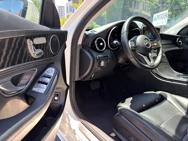 Mercedes-Benz C-Class 2019