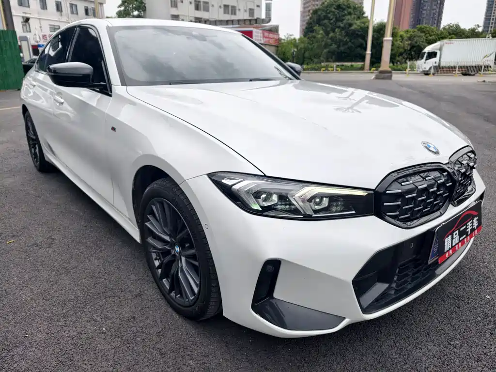 BMW 3 Series 2023