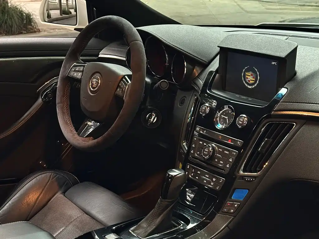 Cadillac CTS 2013 — фото 8