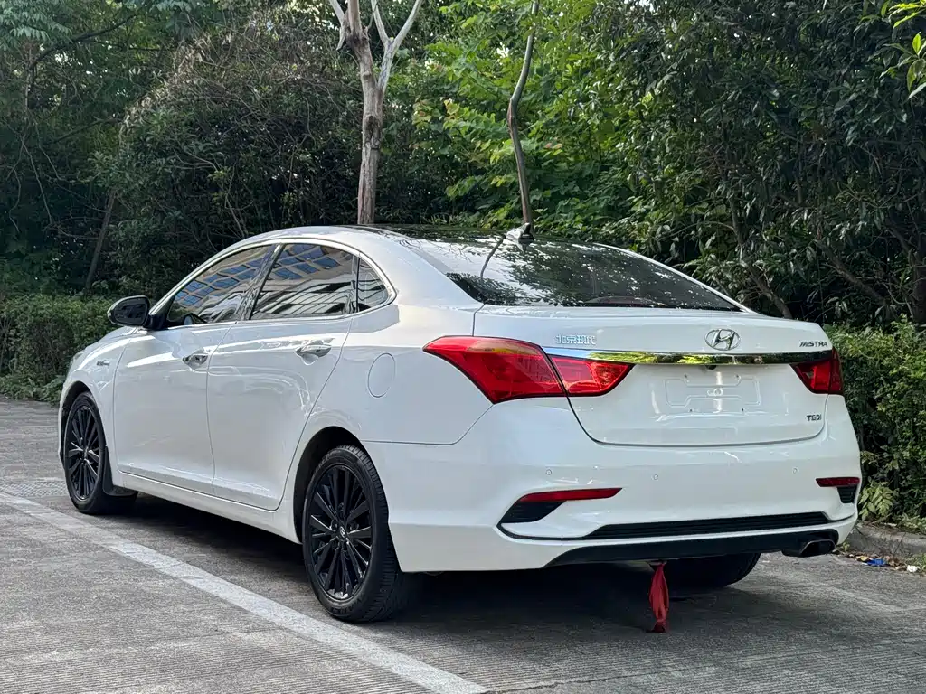 Hyundai Mistra 2018 — фото 4