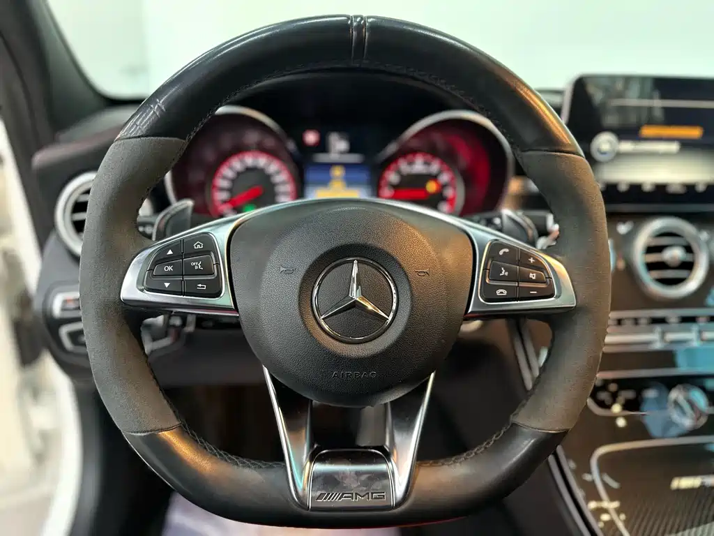 Mercedes-Benz C-Class AMG 2016 — фото 9