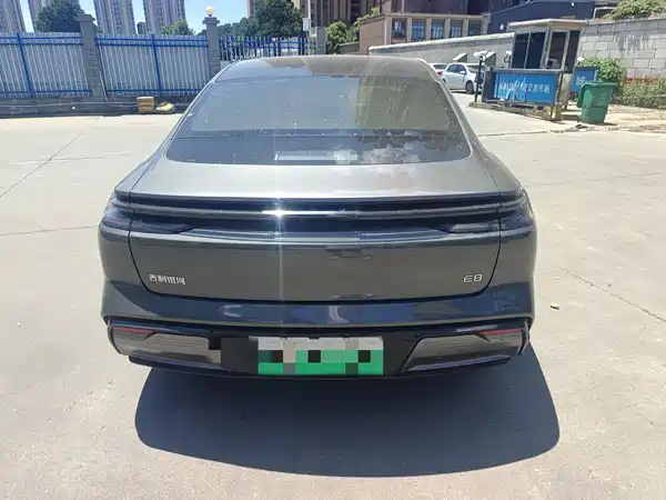 Geely Galaxy E8 2024