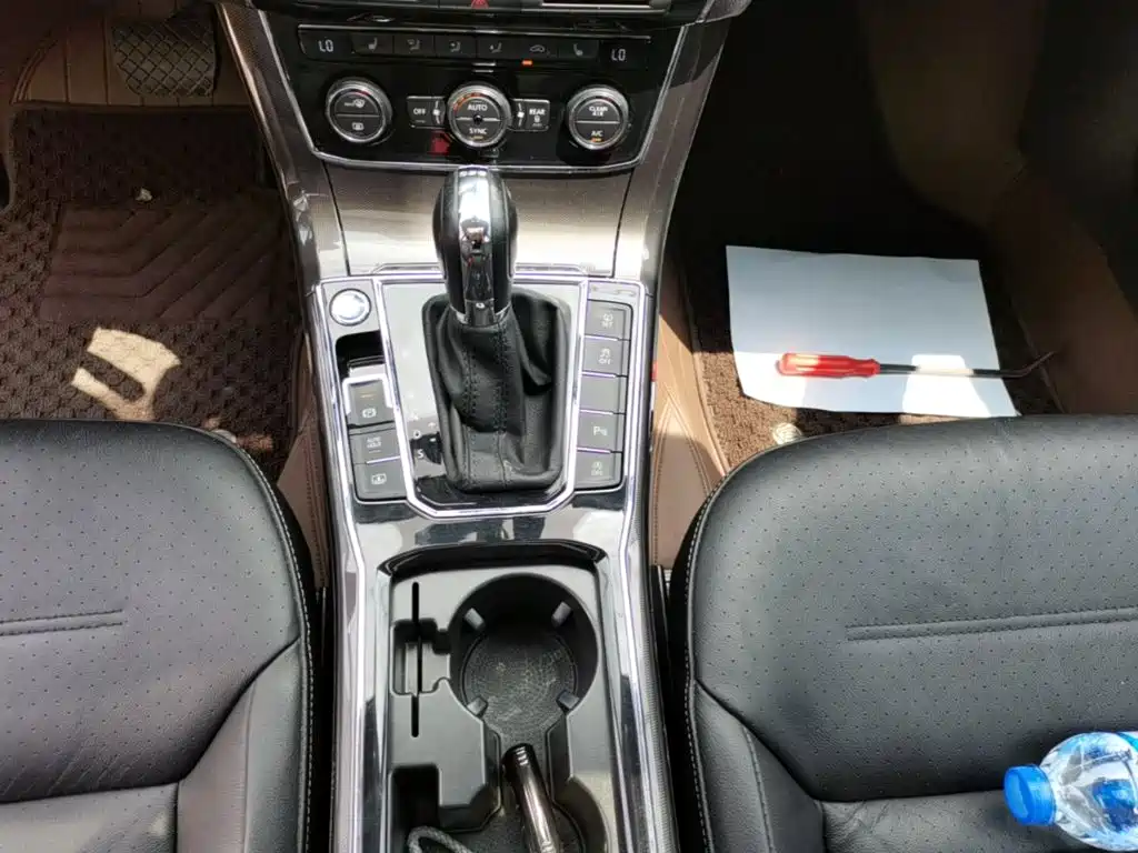 Volkswagen Passat 2019 — фото 14