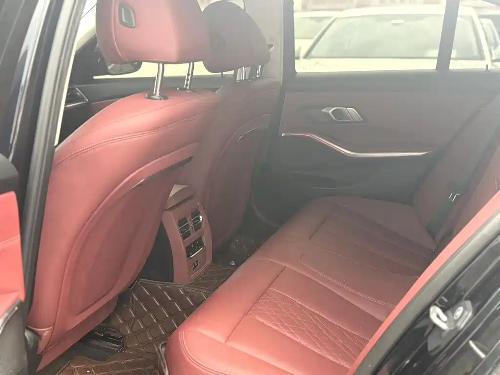 BMW 3 Series 2024