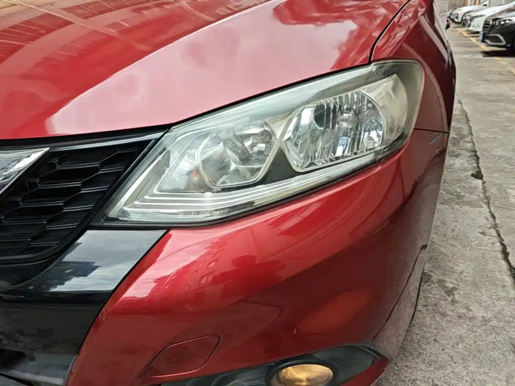 Nissan Tiida 2019 — фото 24
