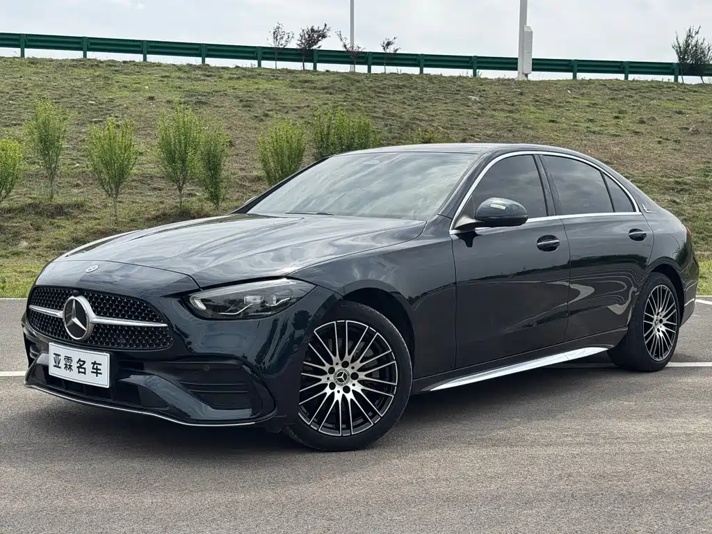 Mercedes-Benz C-Class 2021