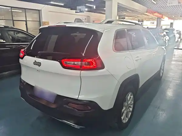 Jeep Cherokee 2018