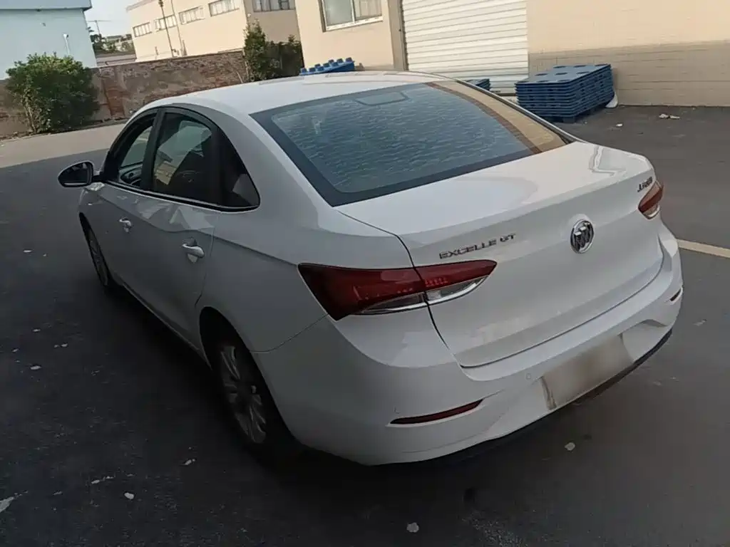 Buick Excelle 2021