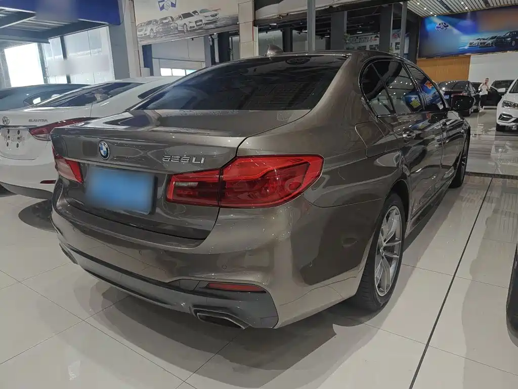 BMW 5 Series 2018