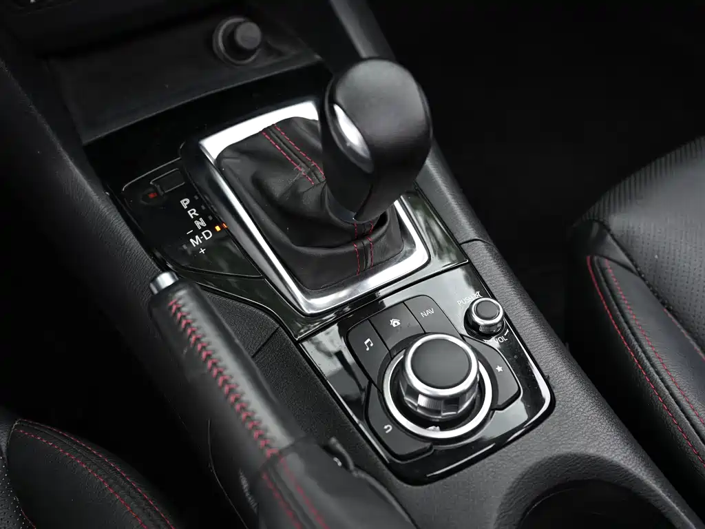 Mazda 3 Axela 2014 — фото 15