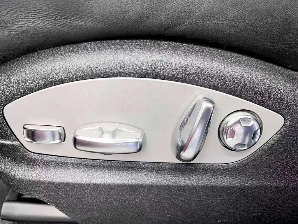 Porsche Macan 2022 — фото 18