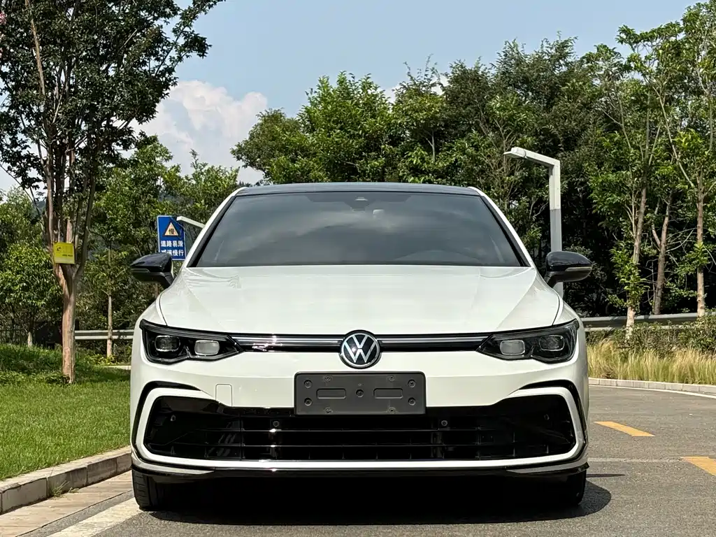 Volkswagen Golf 2022