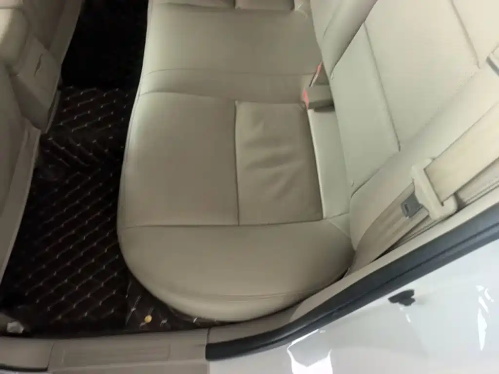 Buick Excelle 2015 — фото 17