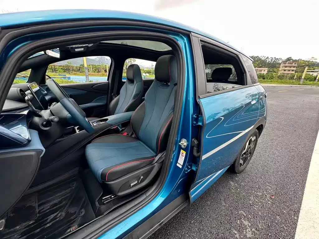 BYD Dolphin 2023 — фото 10