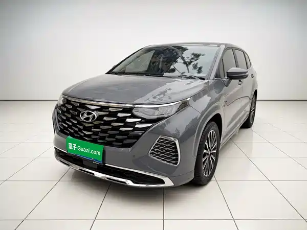 Hyundai Custin 2025