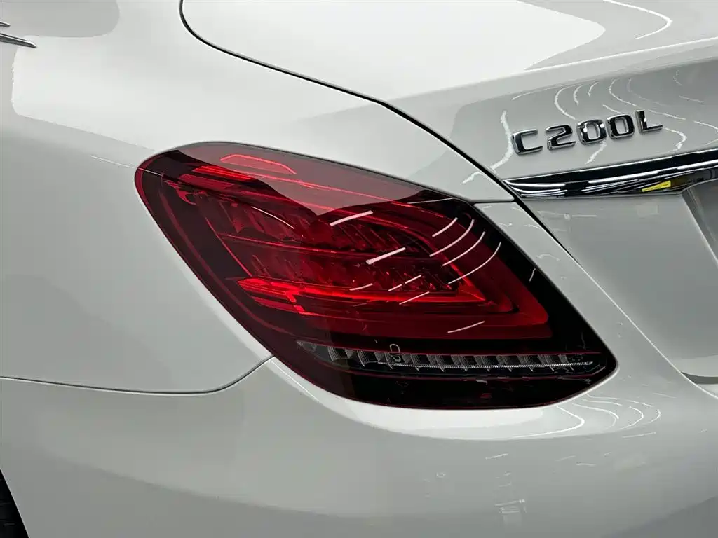 Mercedes-Benz C-Class 2021 — фото 10