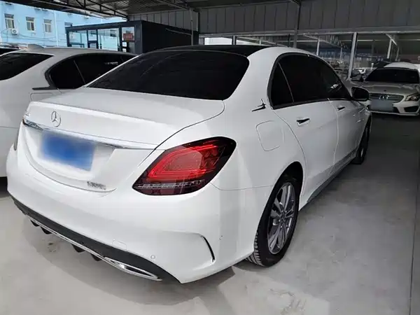 Mercedes-Benz C-Class 2021