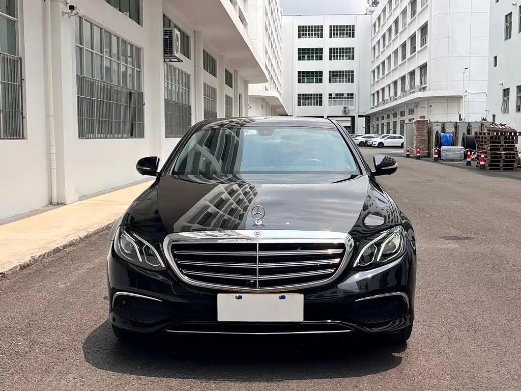 Mercedes-Benz E-Class 2020 — фото 3