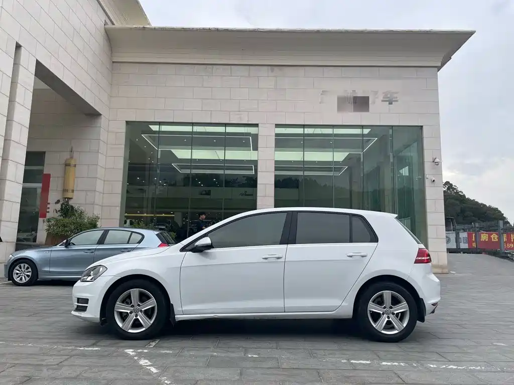Volkswagen Golf 2016