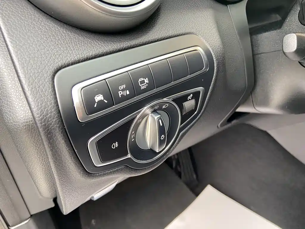 Mercedes-Benz GLC 2019 — фото 13