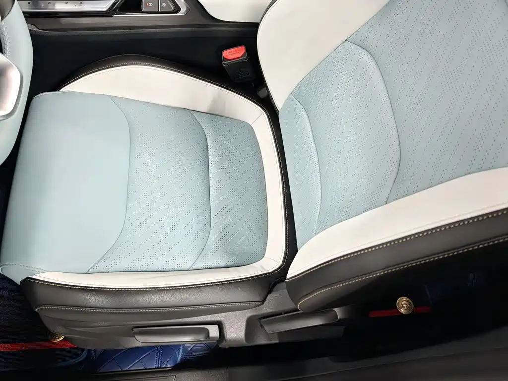 Geely Emgrand S 2023 — фото 16