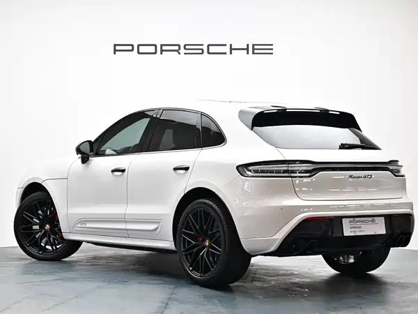 Porsche Macan 2023