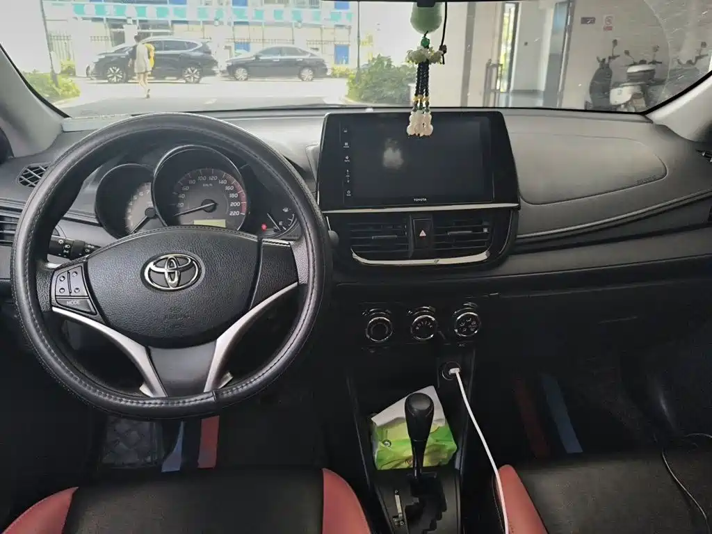 Toyota Vios 2022 — фото 13