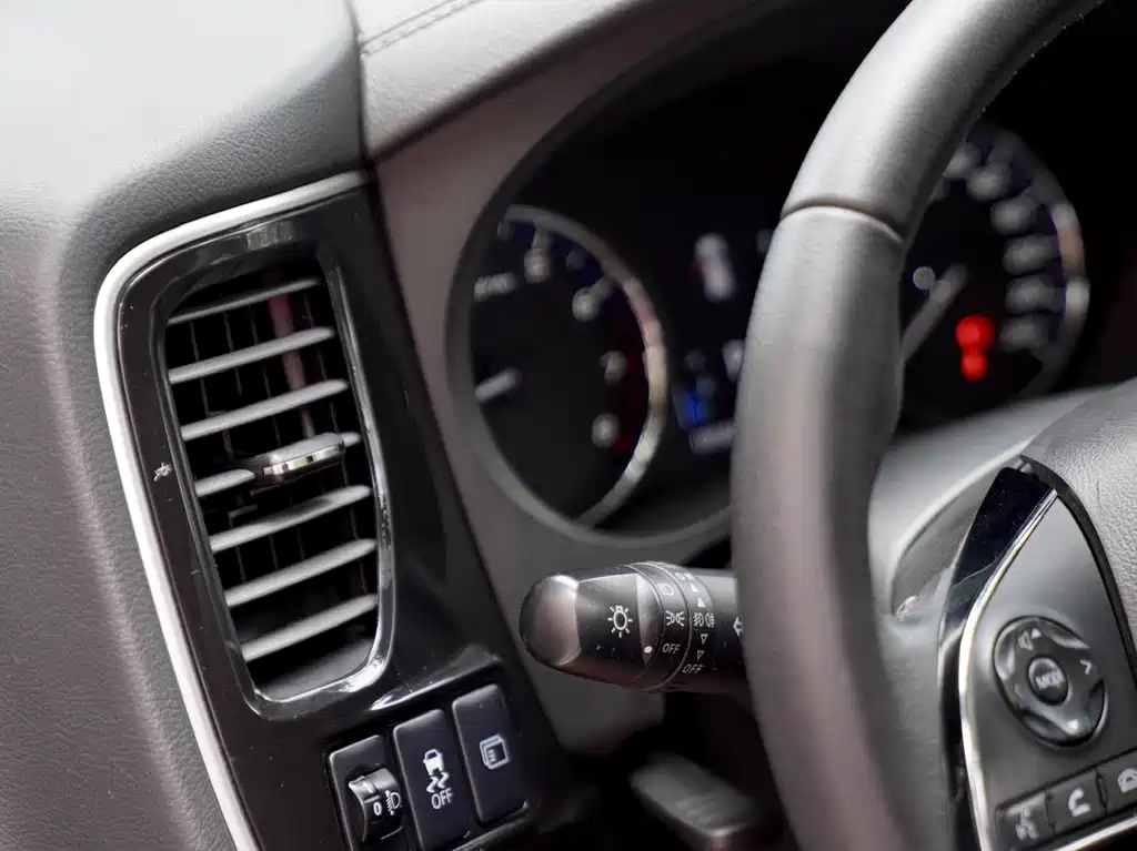Mitsubishi Outlander 2019 — фото 14