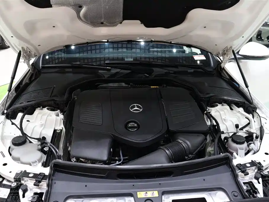 Mercedes-Benz C-Class 2024 — фото 25