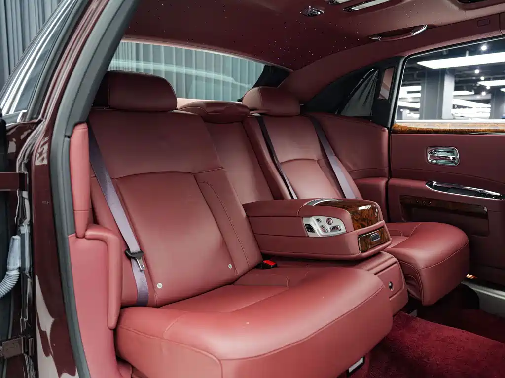 Rolls-Royce Ghost 2014 — фото 18