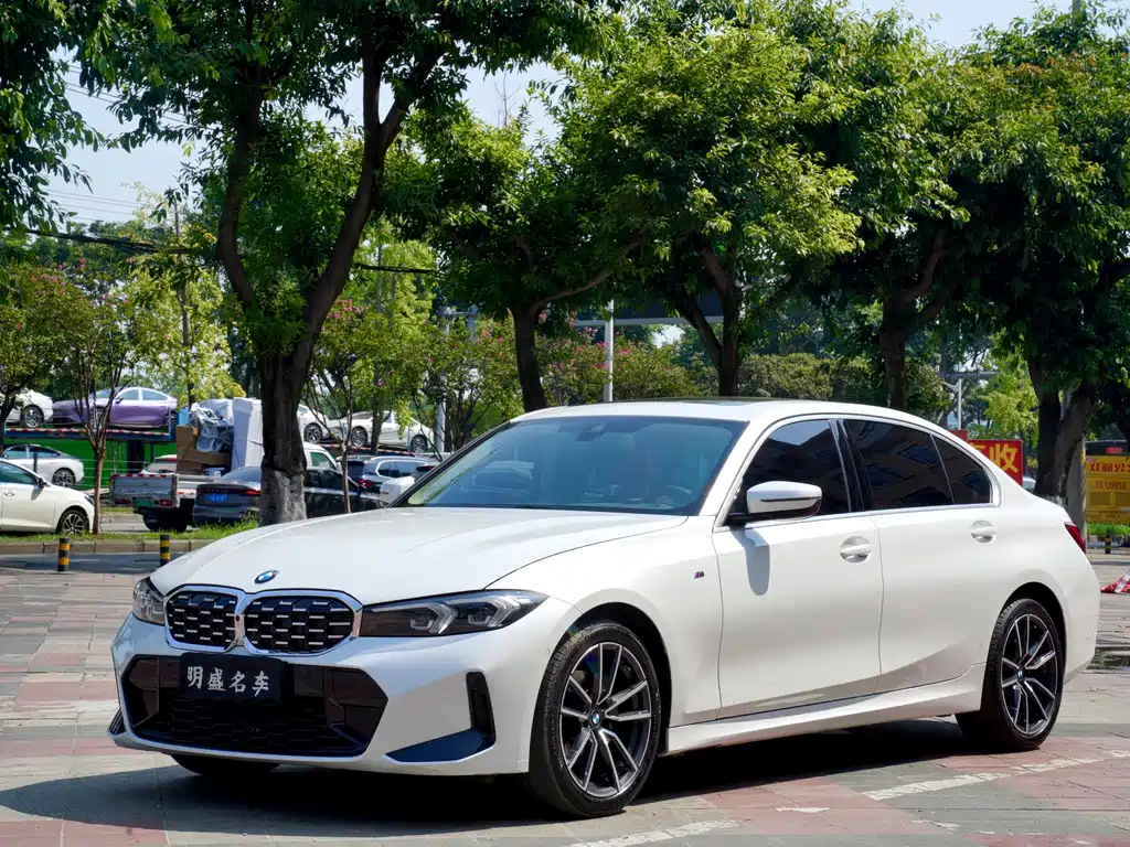 BMW 3 Series 2024