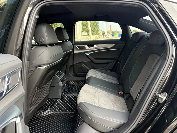 Audi A6L 2023