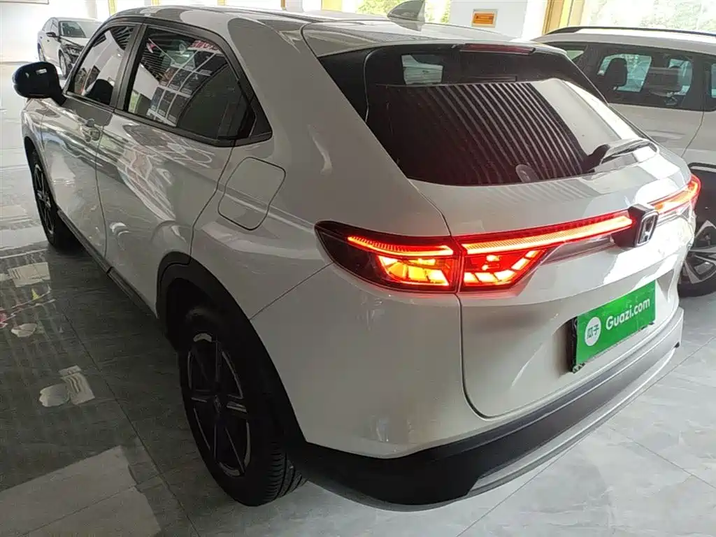 Honda Vezel 2023 — фото 23
