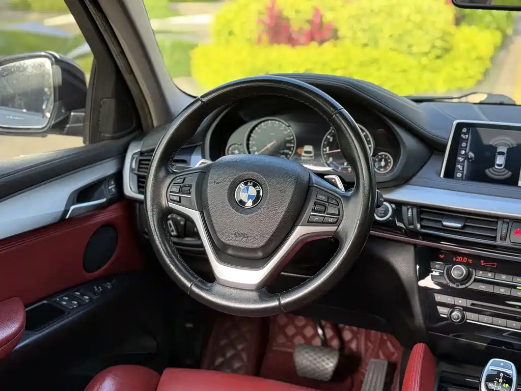 BMW X6 2016 — фото 10