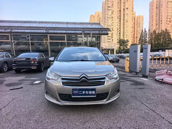 Citroën C4L 2015
