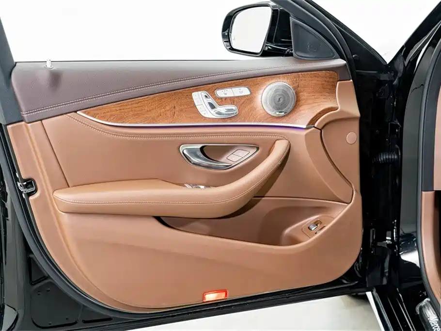 Mercedes-Benz E-Class New Energy 2021 — фото 17