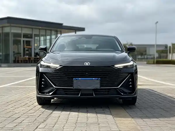 Changan UNI-V 2023