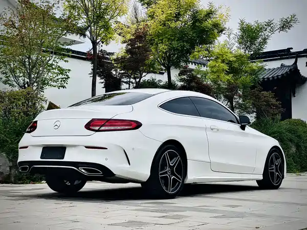 Mercedes-Benz C-Class 2021