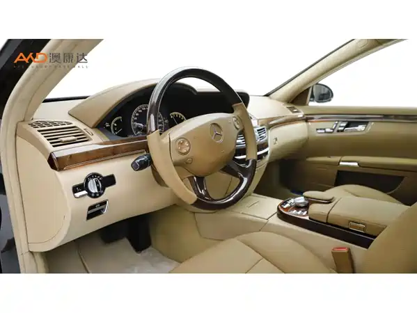 Mercedes-Benz S-Class 2007