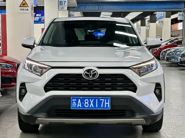 Toyota RAV4 2023