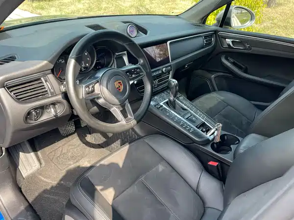 Porsche Macan 2020