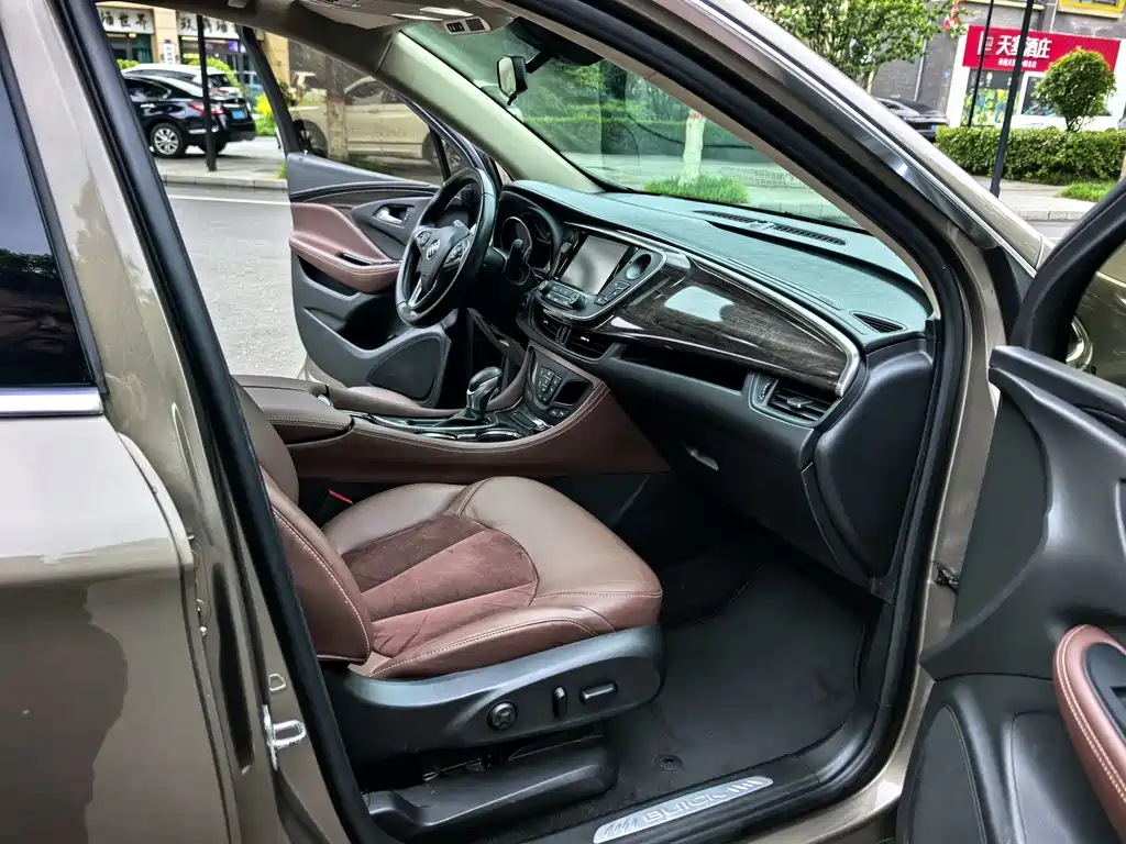 Buick Envision Plus 2017 — фото 9