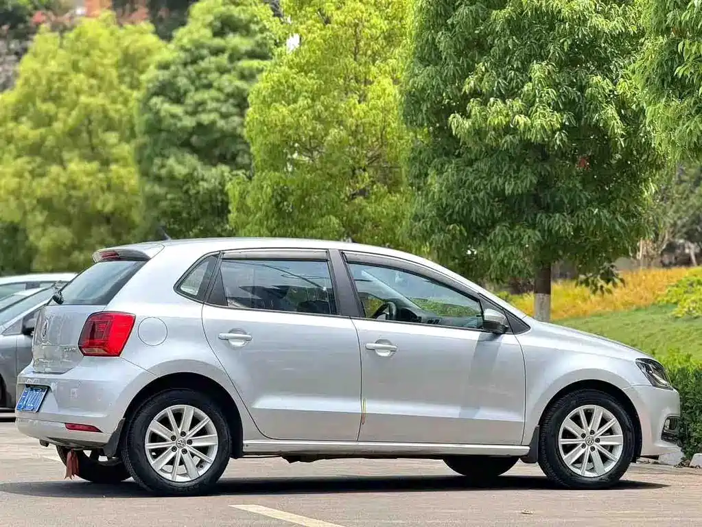 Volkswagen Polo 2015